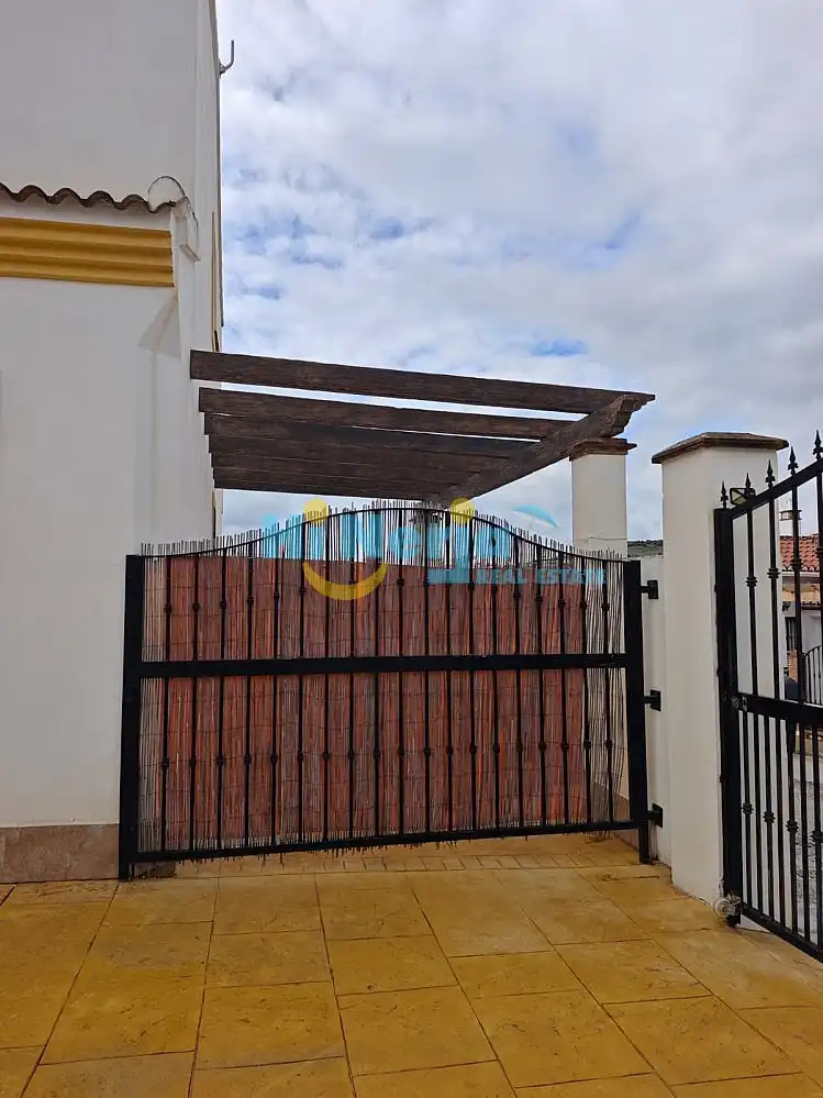 Habitatge en venda a Alcaucín, imagen 2