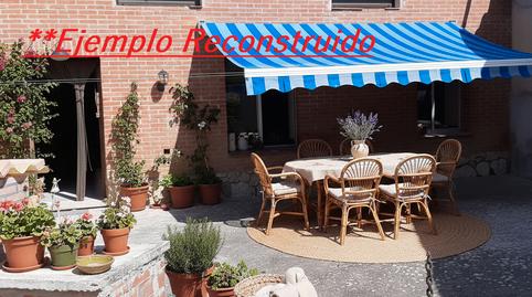 Foto 5 de Casa adosada en venta en Calle Mayor, Castromocho, Palencia