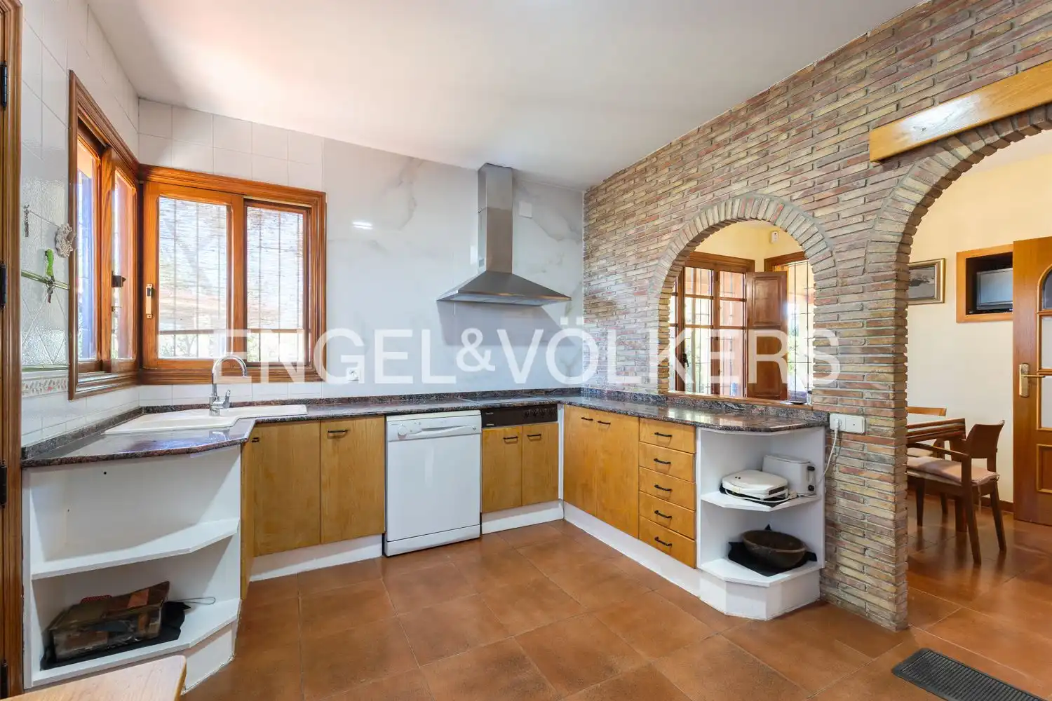 Cocina de Casa o chalet en venta en Paterna con Aire acondicionado, Calefacción y Jardín privado