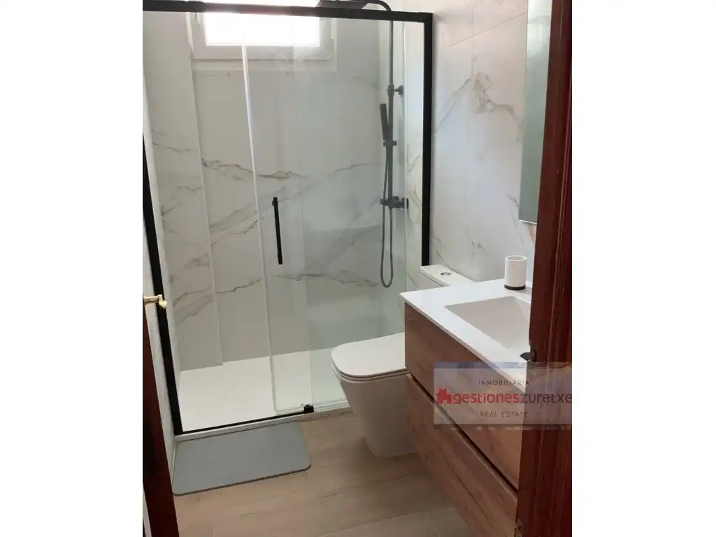Baño de Piso de alquiler en Bilbao 