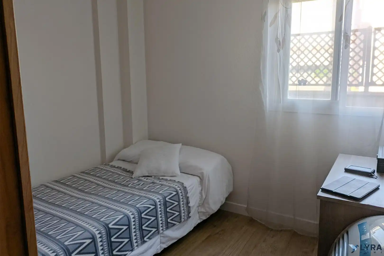 Habitación de Piso en venta en Tomares con Aire acondicionado, Parquet y Terraza