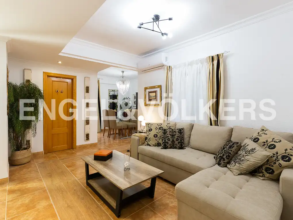 Living room of Flat for rent in Valencia  with Air Conditioner, Heating and Terrace