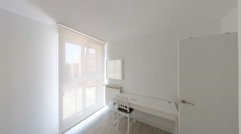 Foto 3 de Pis de lloguer a Calle Sardineta, Tres Olivos - Valverde, Madrid Capital