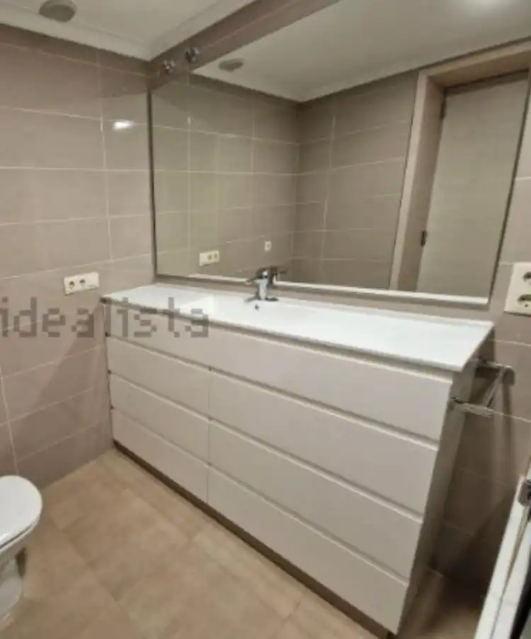 Baño de Casa adosada en venta en Vigo  con Jardín privado, Parquet y Terraza