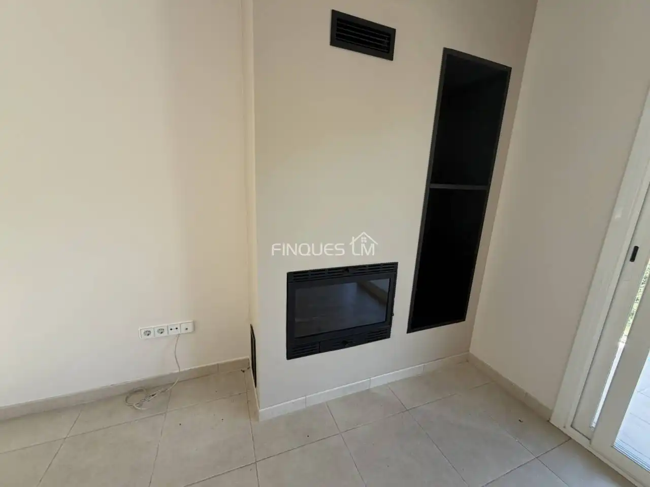 Casa o chalet en venta en Calle Lliri, 1, Aiguaviva Parc
