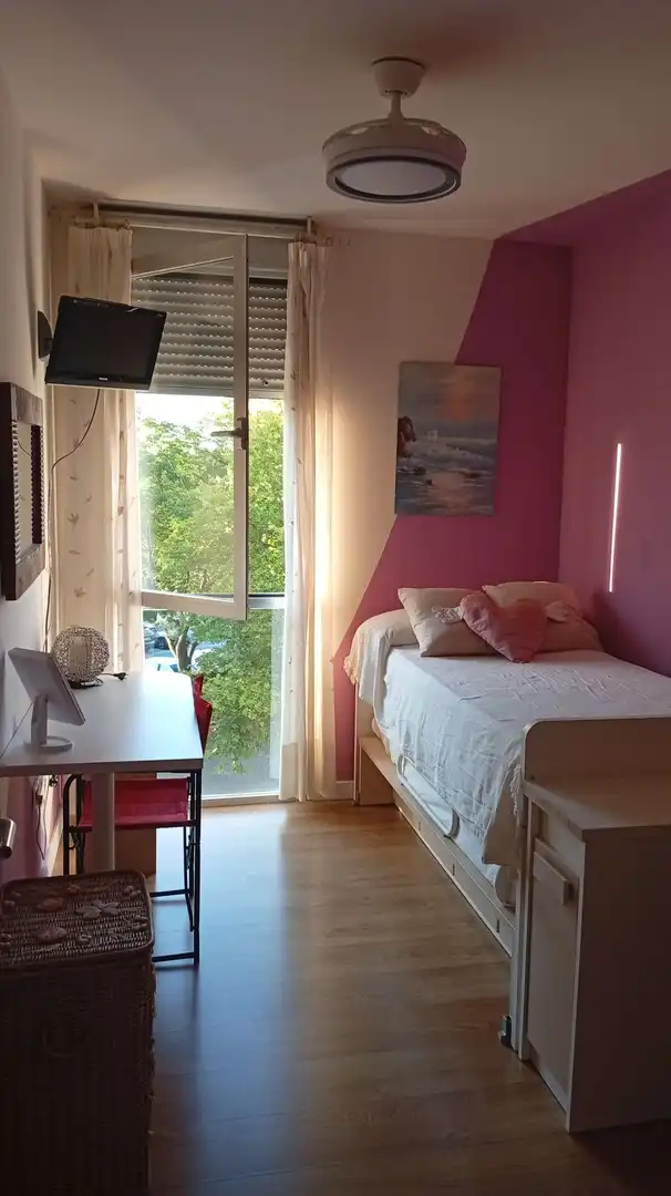 Habitación de Piso para compartir en San Pablo - Santa Justa
