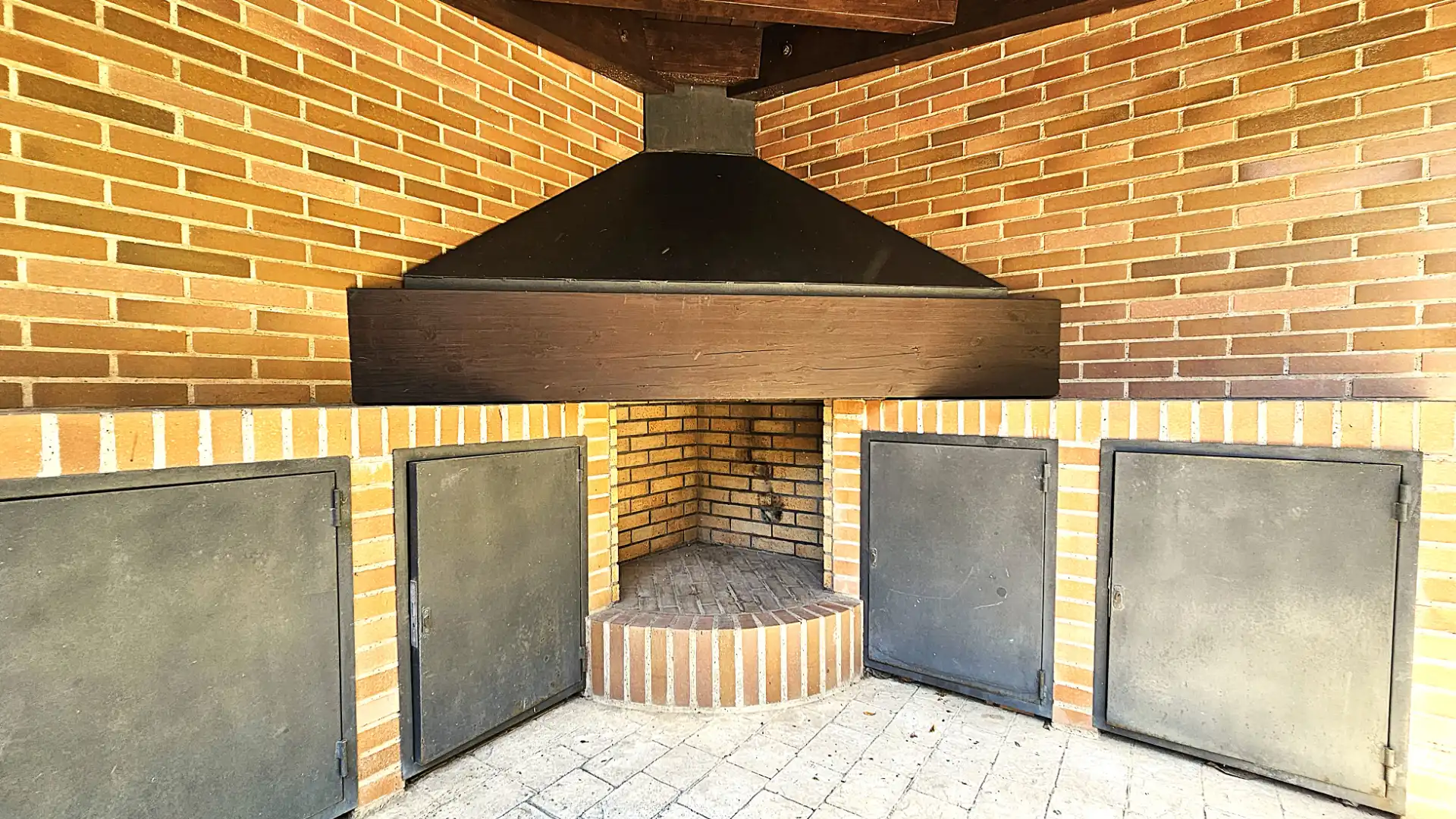 Casa adosada en venta en Zaragoza con Aire acondicionado, Calefacción y Jardín privado