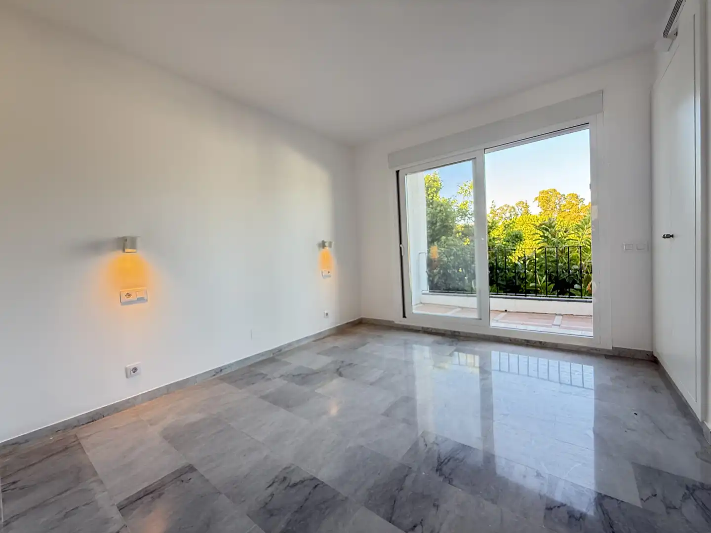 Terrassa de Àtic de lloguer en Marbella amb Aire condicionat, Calefacció i Terrassa