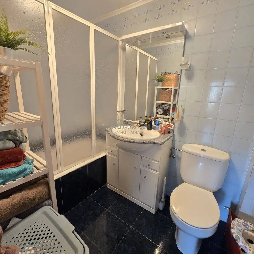 Baño de Piso en venta en Amorebieta-Etxano con Calefacción, Terraza y Trastero
