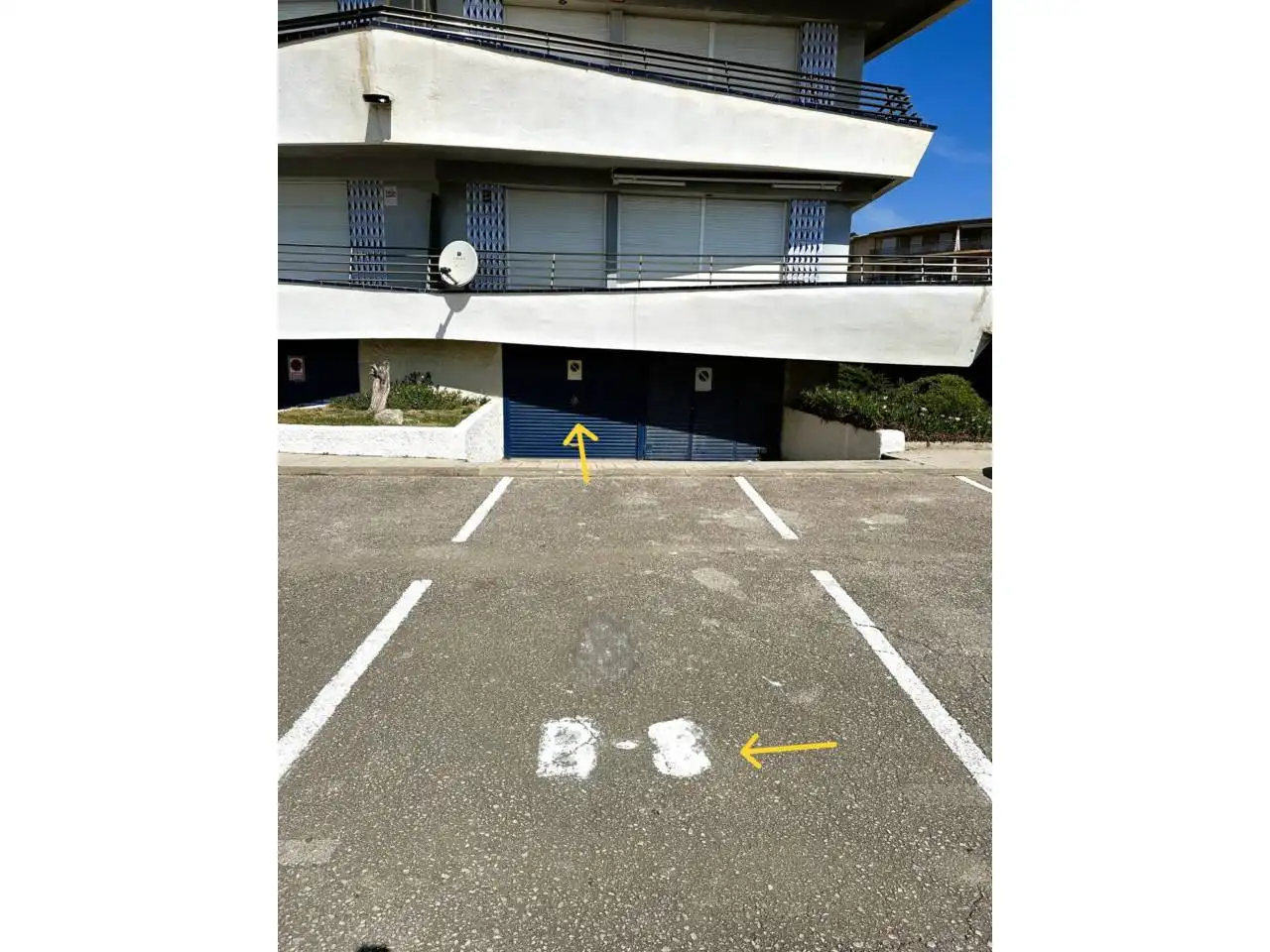 Parking de Piso en venta en L'Estartit con Aire acondicionado, Parquet y Terraza