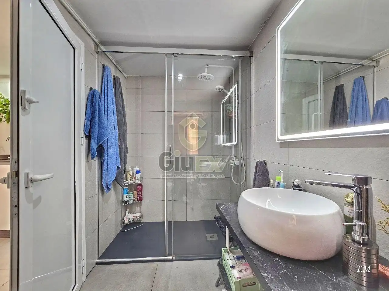 Badezimmer von Erdgeschoss zum Verkauf in Cáceres mit Klimaanlage, Heizung und Terrasse