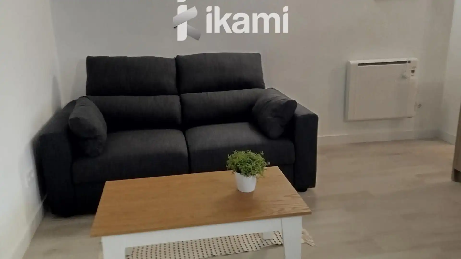 Living room of Flat for sale in  Madrid Capital  with Heating and Alarm