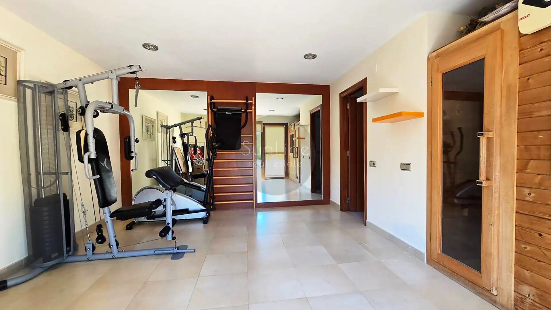 House with pool for sale in Carrer Font de la Carrasquera, imagen 168