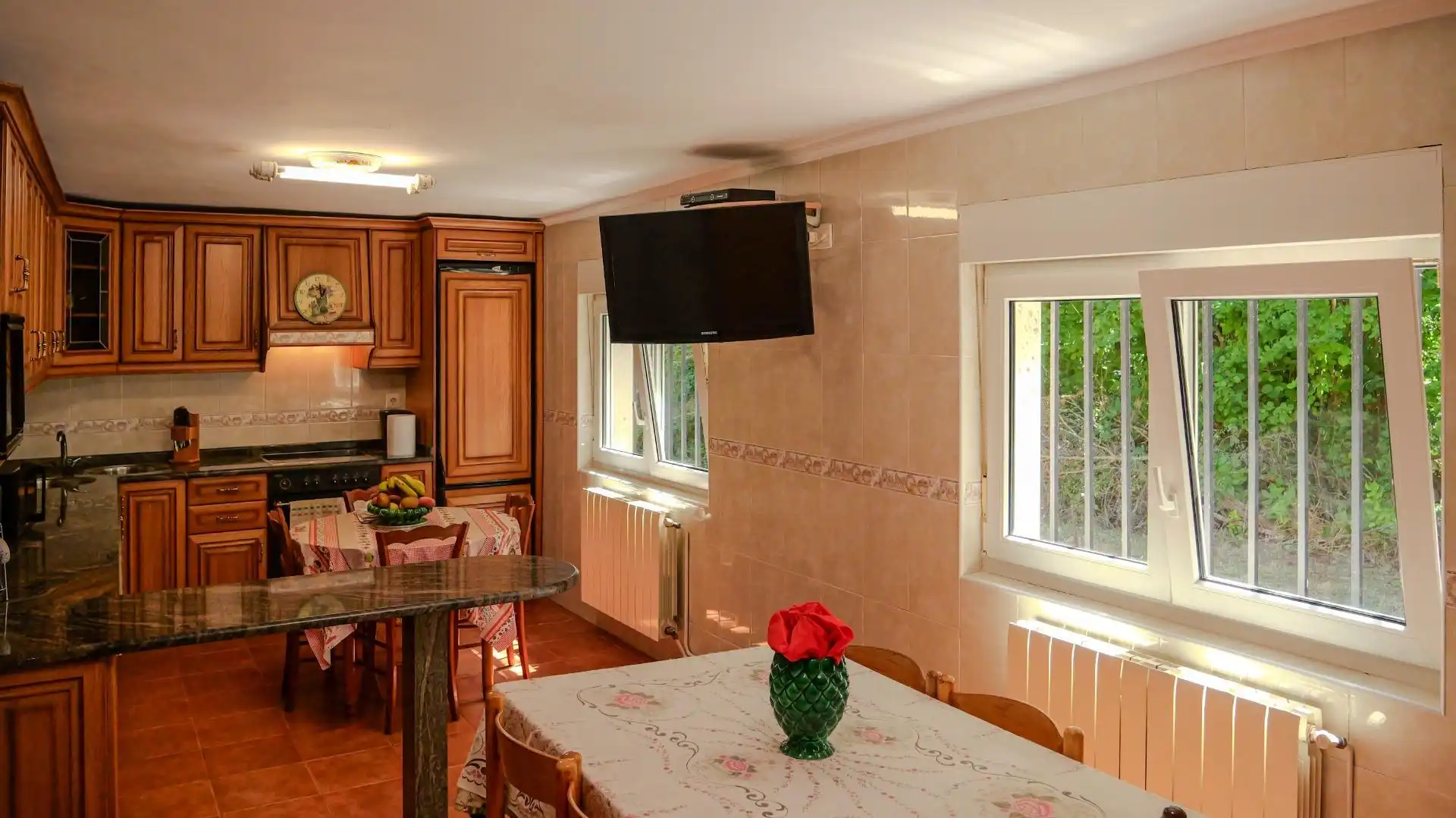 Comedor de Finca rústica en venta en Mahamud con Calefacción, Jardín privado y Terraza