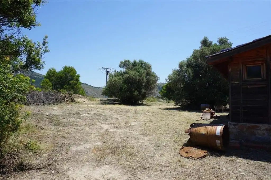Land for sale in El Castell de Guadalest