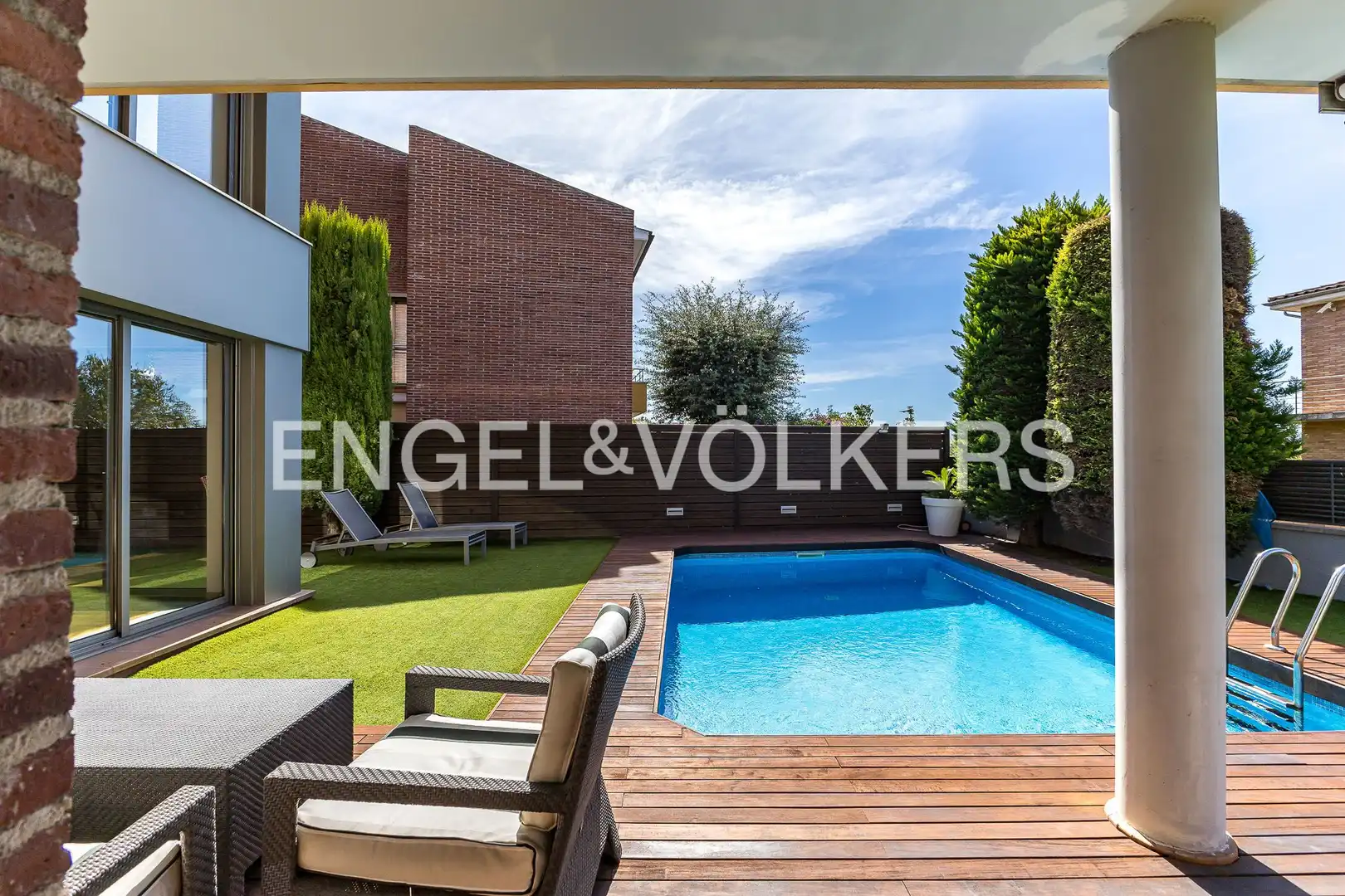 Casa amb piscina en venda a Centre Vila, imagen 5