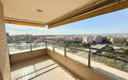 Exterior view of Flat for sale in  Valencia Capital  with Air Conditioner, Heating and Private garden