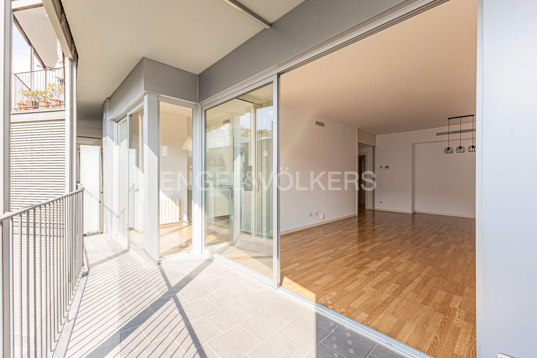 Apartment for sale in Sant Feliu de Llobregat  with Air Conditioner, Heating and Parquet flooring