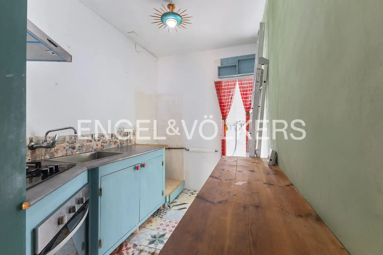Kitchen of Flat for sale in Valencia  with Air Conditioner, Heating and Balcony