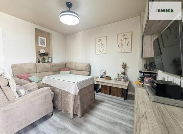 Piso en Venta en Avenida de Circunvalación, 5 en Carretera de Granada - La Alcazaba