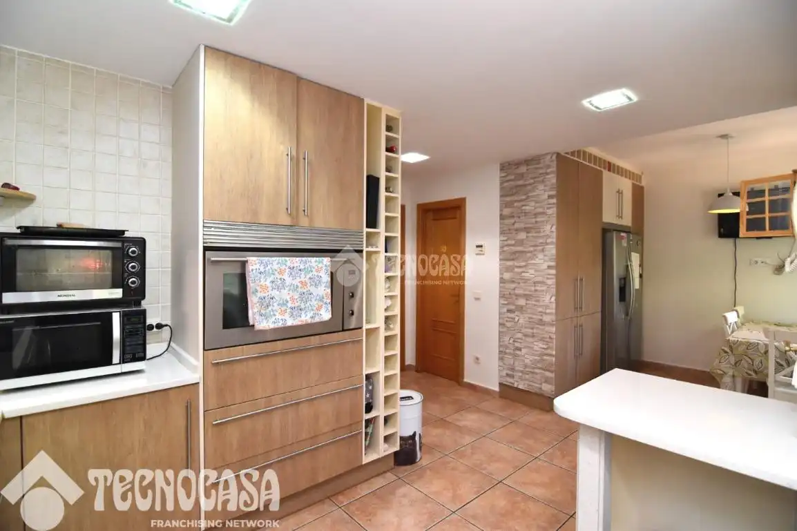 Kitchen of Detached homes for sale in Boadilla del Monte
