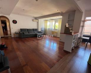 Living room of Flat for sale in  Madrid Capital  with Air Conditioner, Heating and Storage room