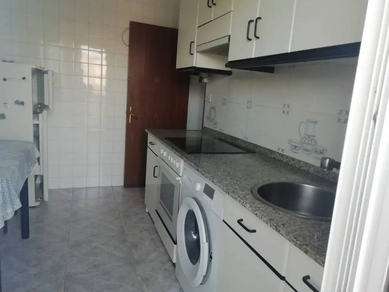 Cuina de Pis en venda en  Logroño amb Calefacció, Terrassa i Moblat