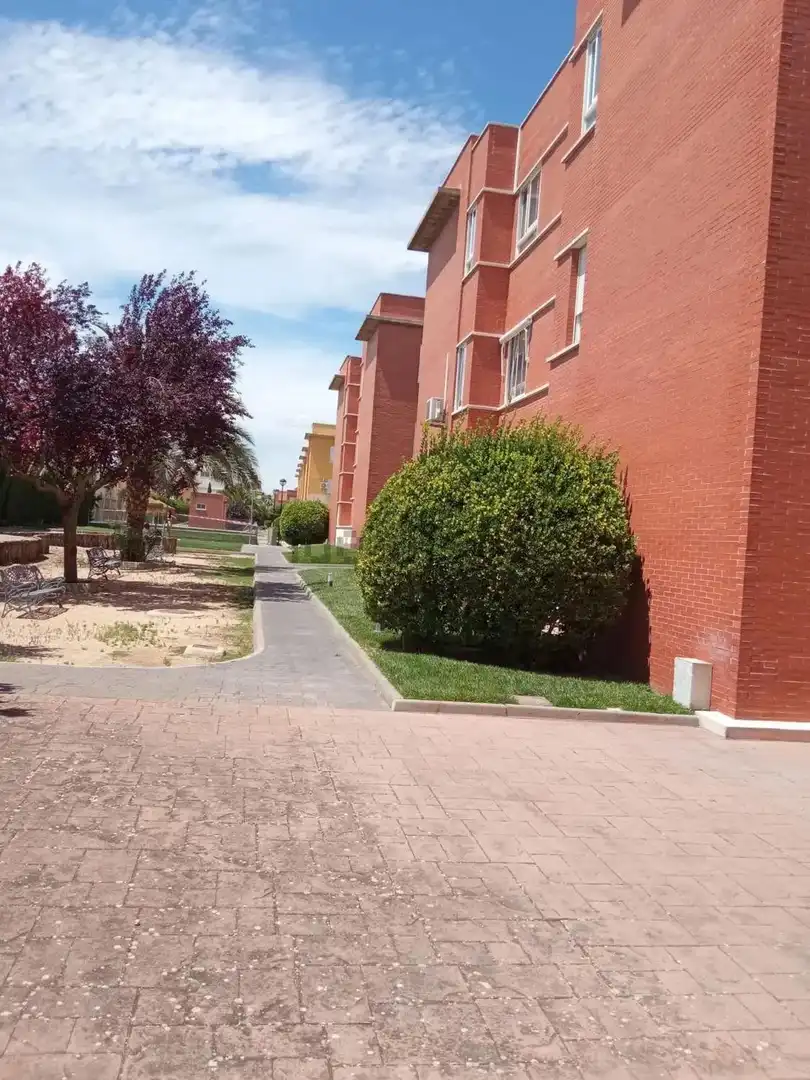 Exterior view of Flat for sale in Ciudad Real  with Heating, Private garden and Furnished