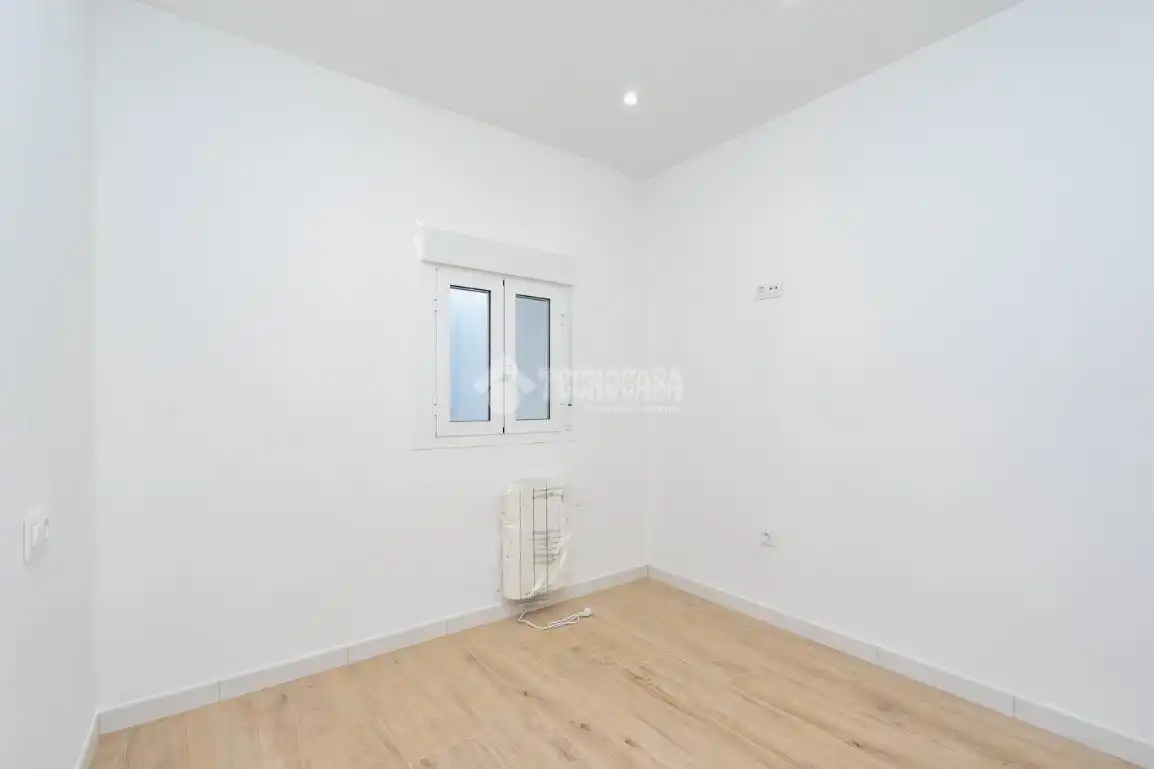 Habitación de Casa adosada en venta en Colmenar Viejo con Aire acondicionado