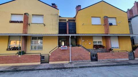 Photo 3 of Single-family semi-detached for sale in Camponaraya, León