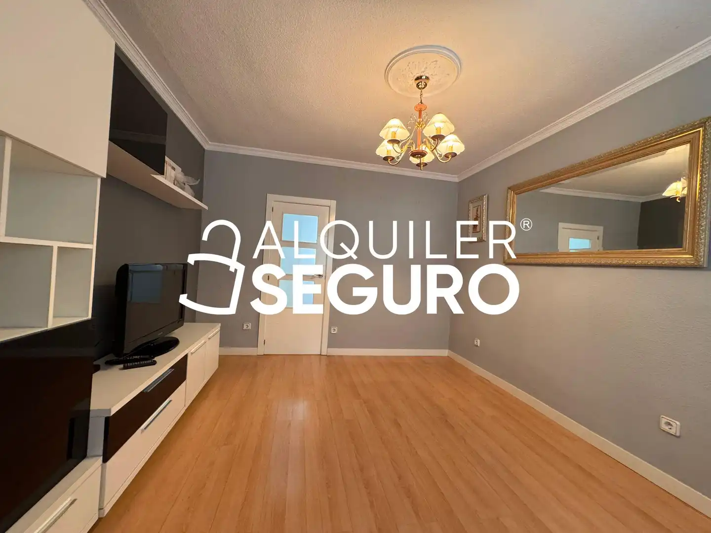 Piso de alquiler en Capitan de la Gándara, Opañel