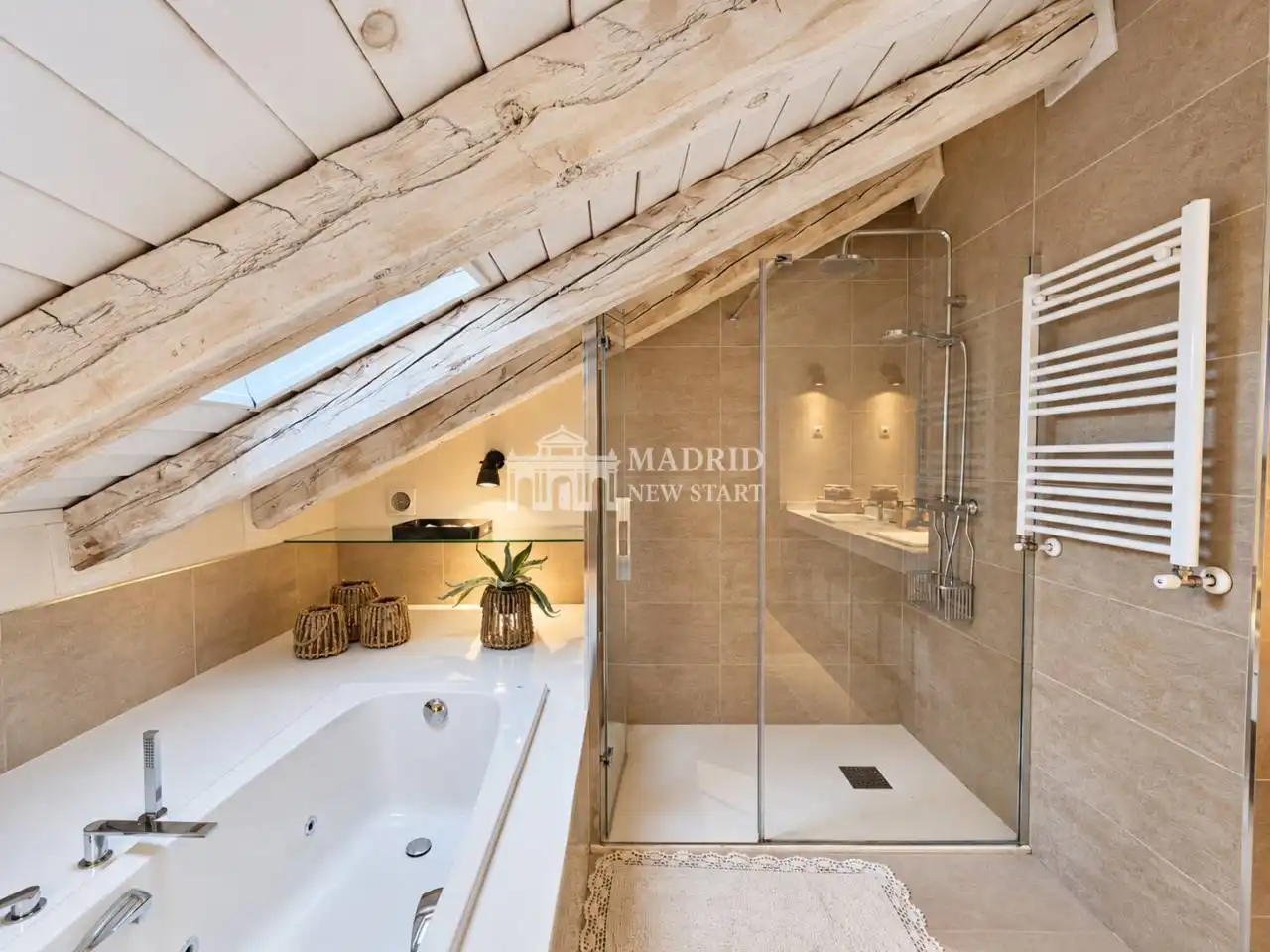 Duplex con terrazza in affitto a Calle Conde Duque, imagen 41