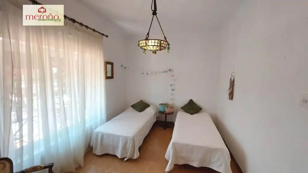 Dormitori de Casa o xalet en venda en Elche / Elx amb Aire condicionat, Jardí privat i Terrassa