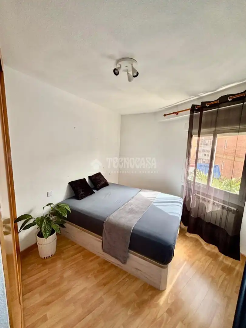Schlafzimmer von Wohnung zum Verkauf in Madrid mit Klimaanlage, Heizung und Terrasse