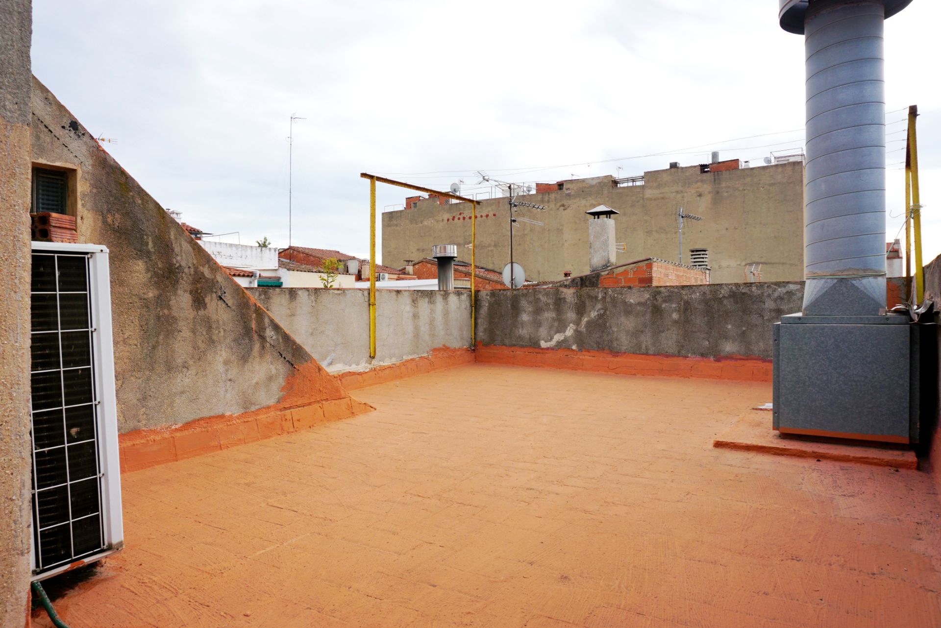 Terrace of House or chalet for sale in Sabadell  with Terrace and Storage room