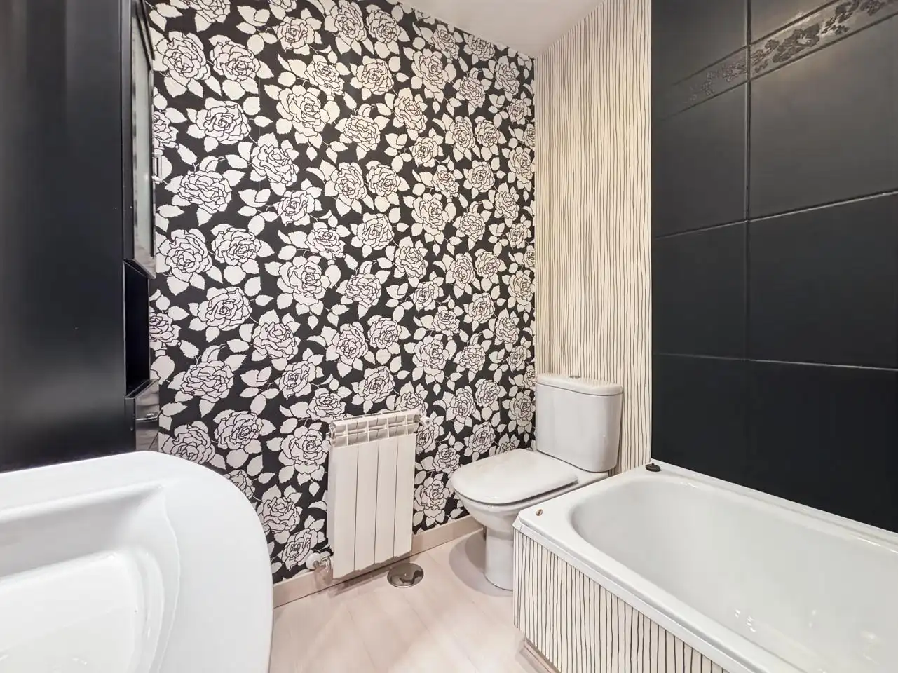 Baño de Dúplex en venta en Galapagar con Calefacción y Terraza