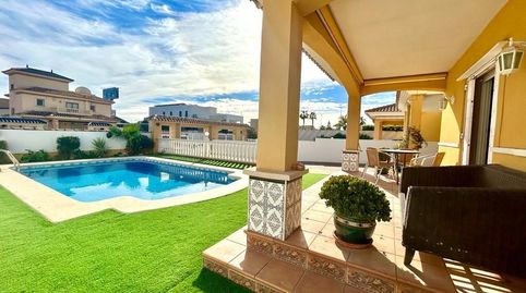 CHALET DE 4 DORMITORIOS 2 BAÑOS EN  ORIHUELA COSTA  LA ZENIA