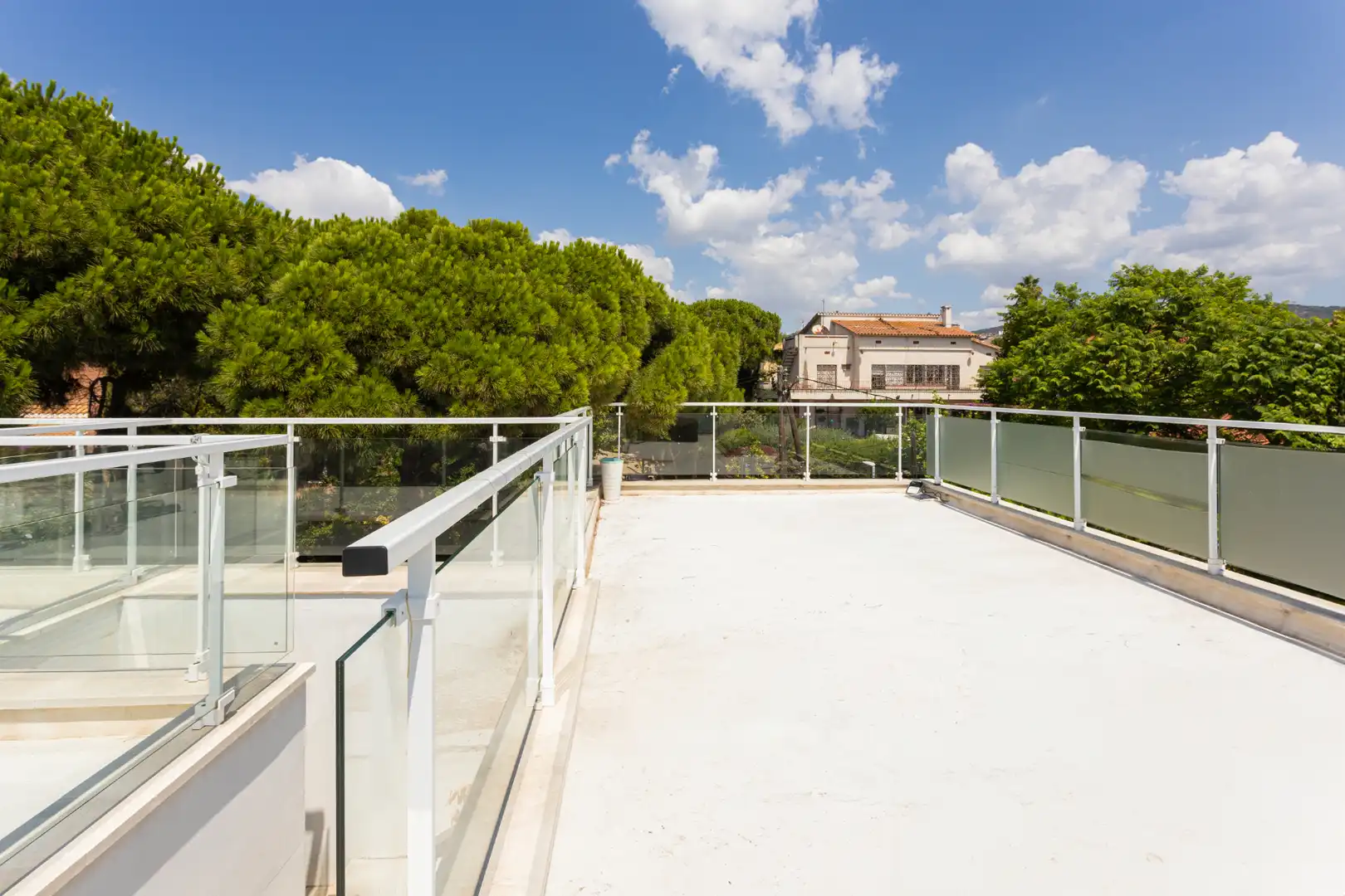Terrassa de Edifici en venda en El Masnou amb Alarma