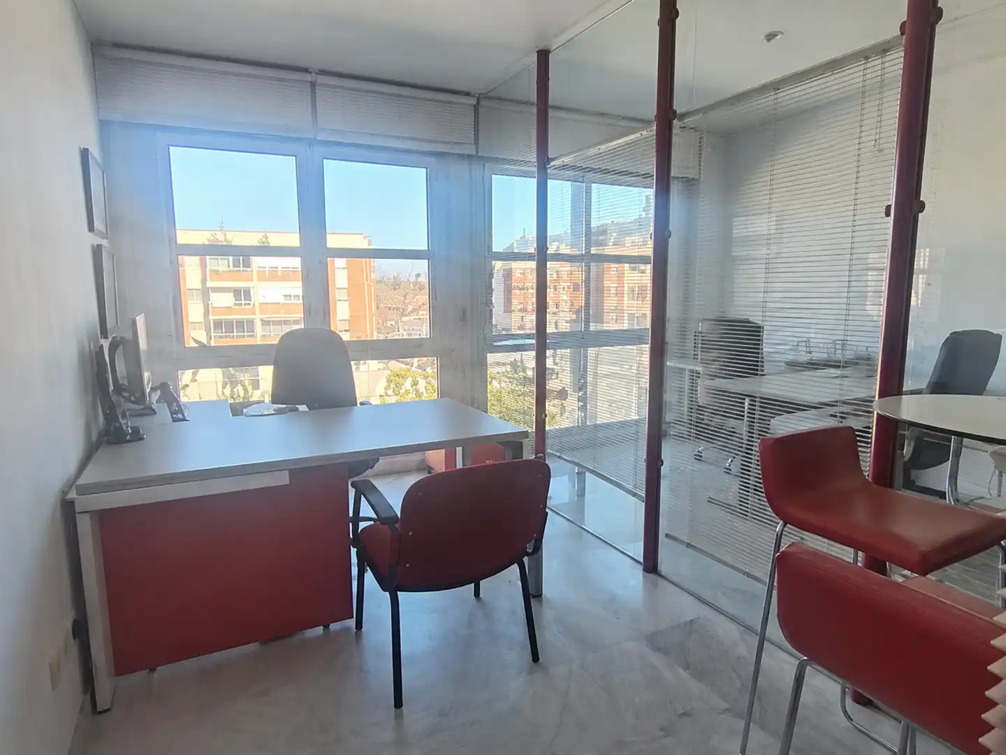 Oficina de lloguer en Majadahonda amb Aire condicionat i Alarma