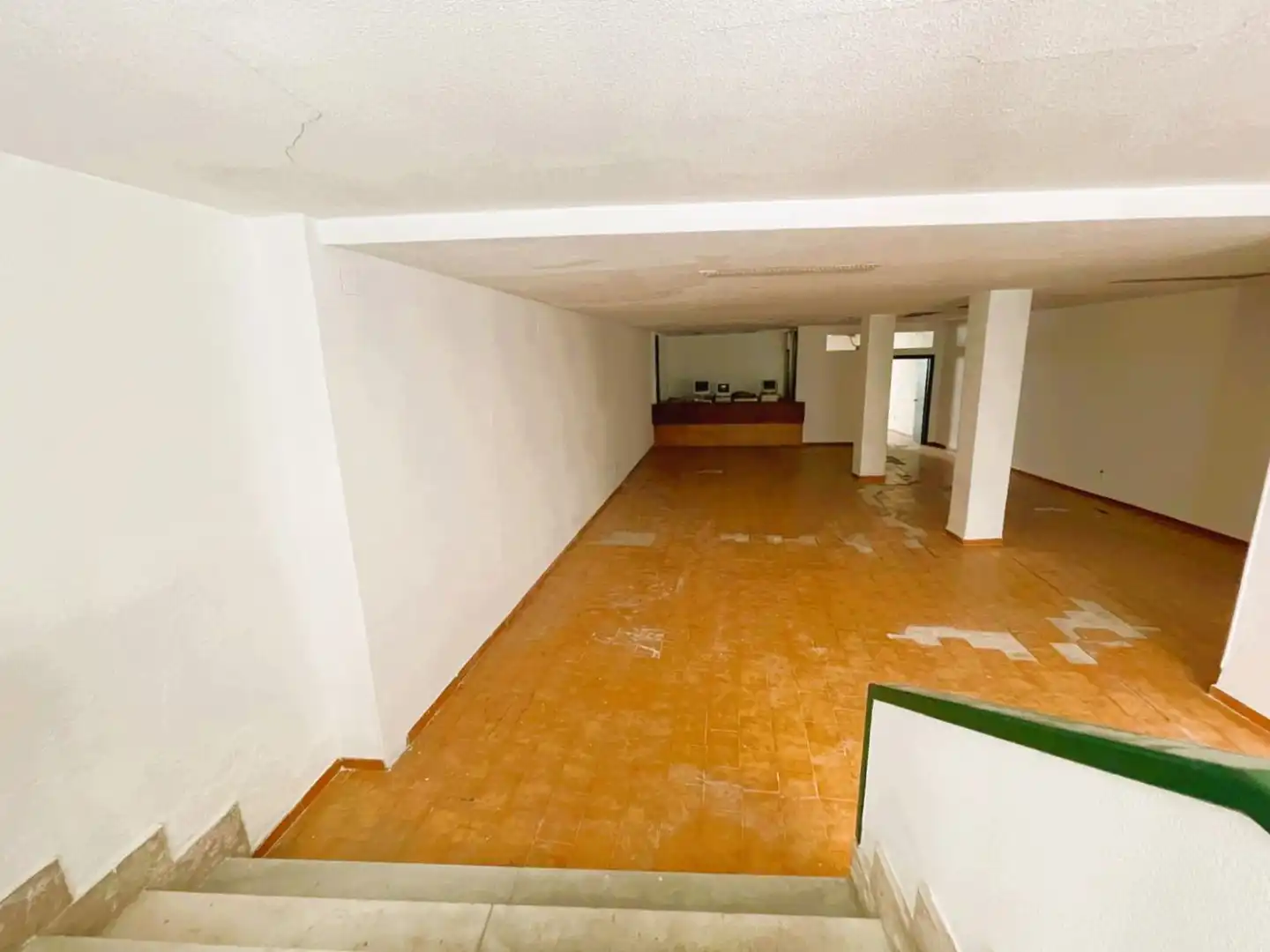Commercial properties for sale in Valdepeñas