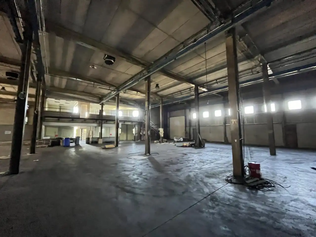 Nave industrial en venta en Manlleu con Alarma
