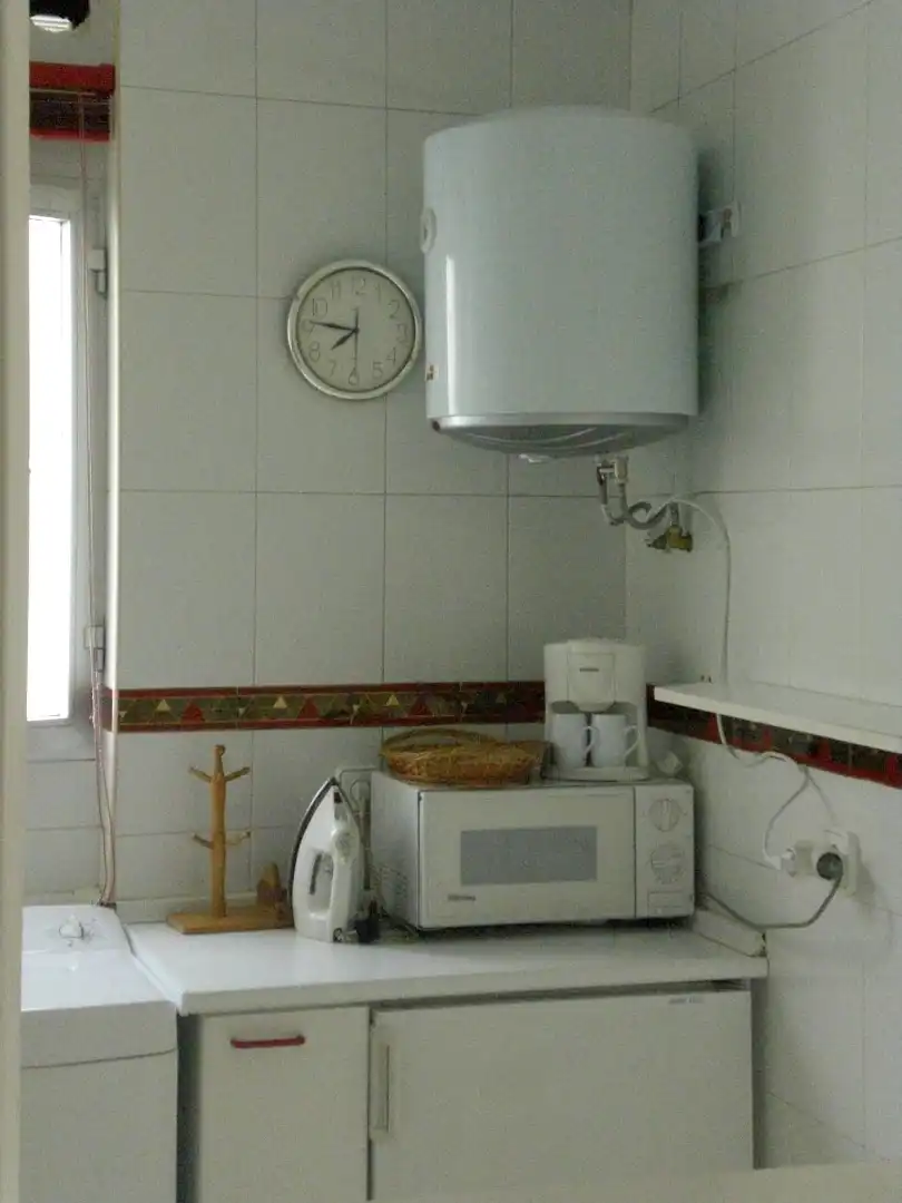 Wohnung zur Miete in Plaza de Colón, Ollerías - San Cayetano