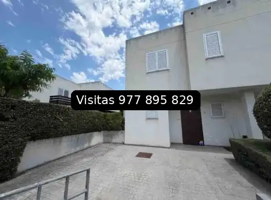 Casa bifamiliare con terrazza in vendita a Carrer dels Prats, imagen 2