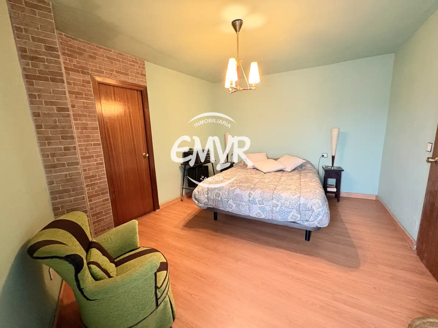 Habitación de Casa adosada en venta en Fermoselle con Trastero y Balcón