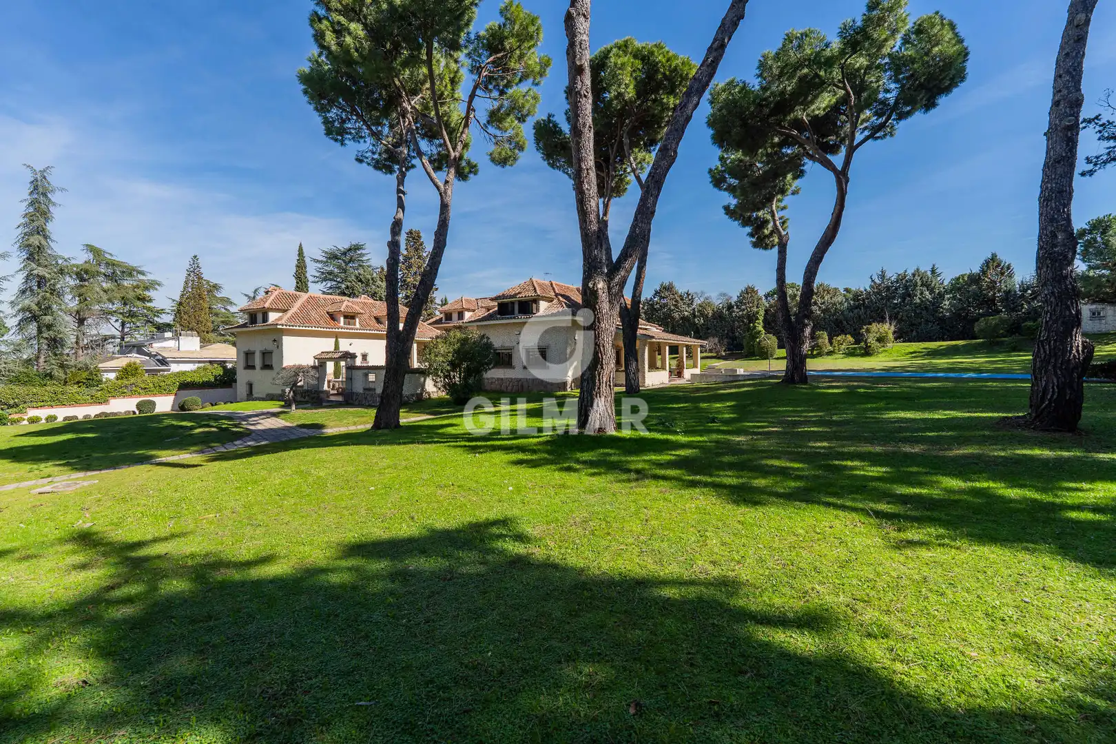 Garden of Houses for sale in Pozuelo de Alarcón  with Heating, Private garden and Swimming Pool