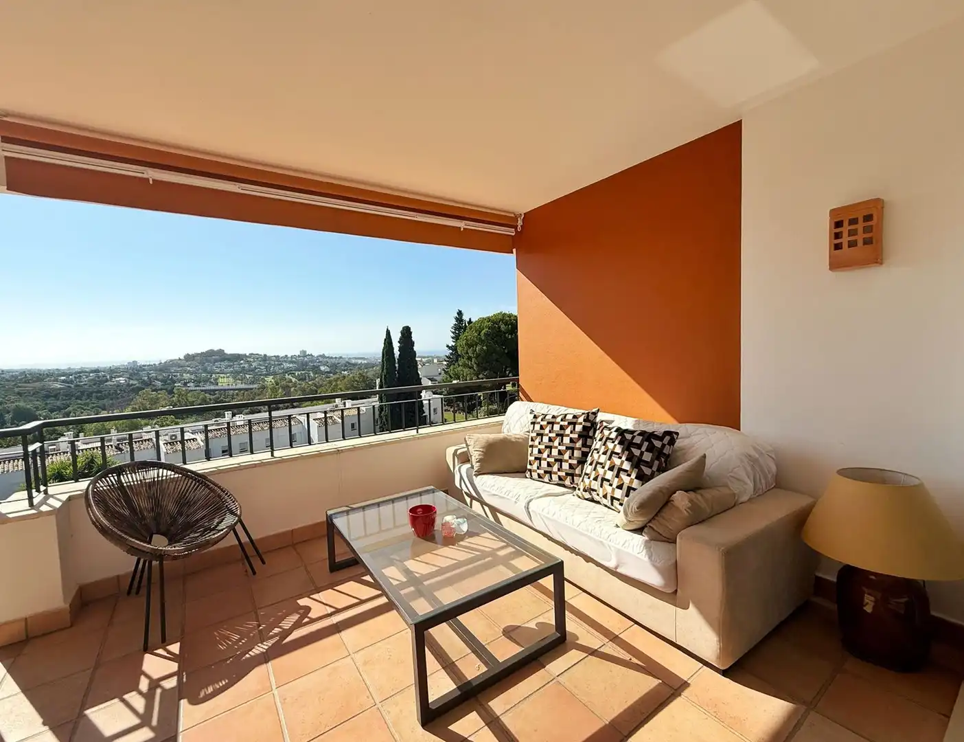 Terrace of Flat for rent in Benahavís  with Air Conditioner, Storage room and Furnished