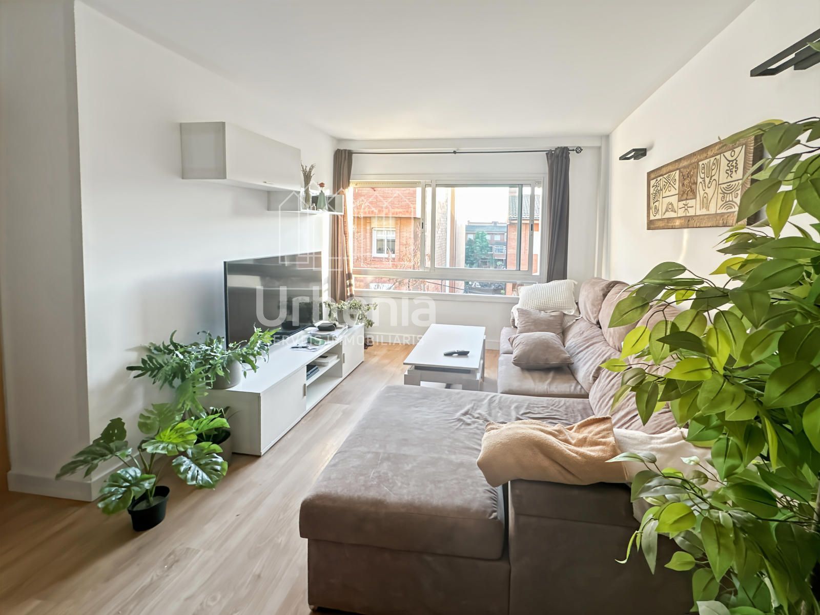 Sala d'estar de Dúplex en venda en Cardedeu amb Calefacció, Jardí privat i Terrassa