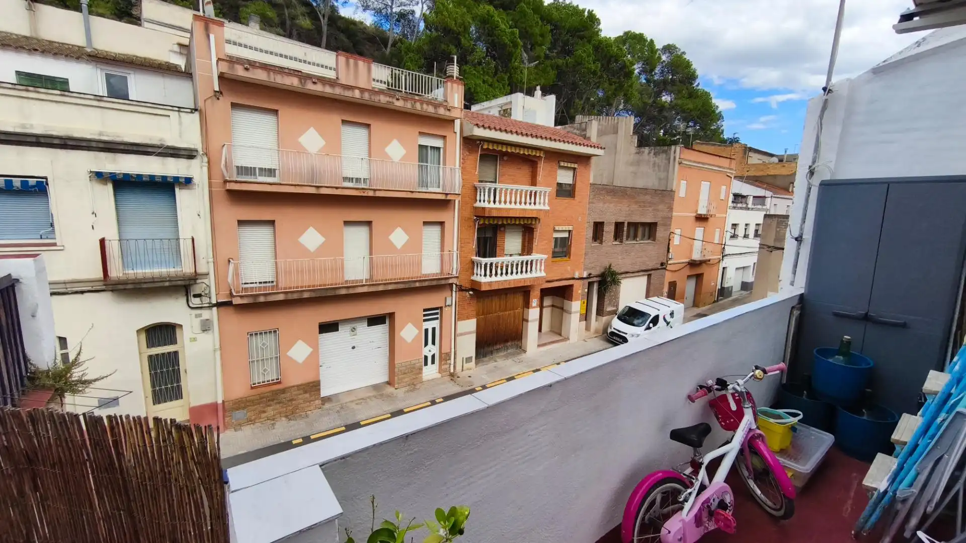 Außenansicht von Wohnung zum Verkauf in Tortosa mit Klimaanlage, Heizung und Parkett