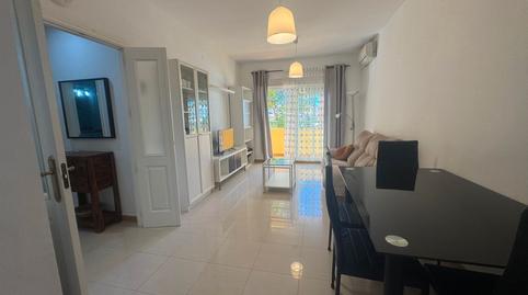 Foto 5 de Piso en venta en Los Pacos, Málaga