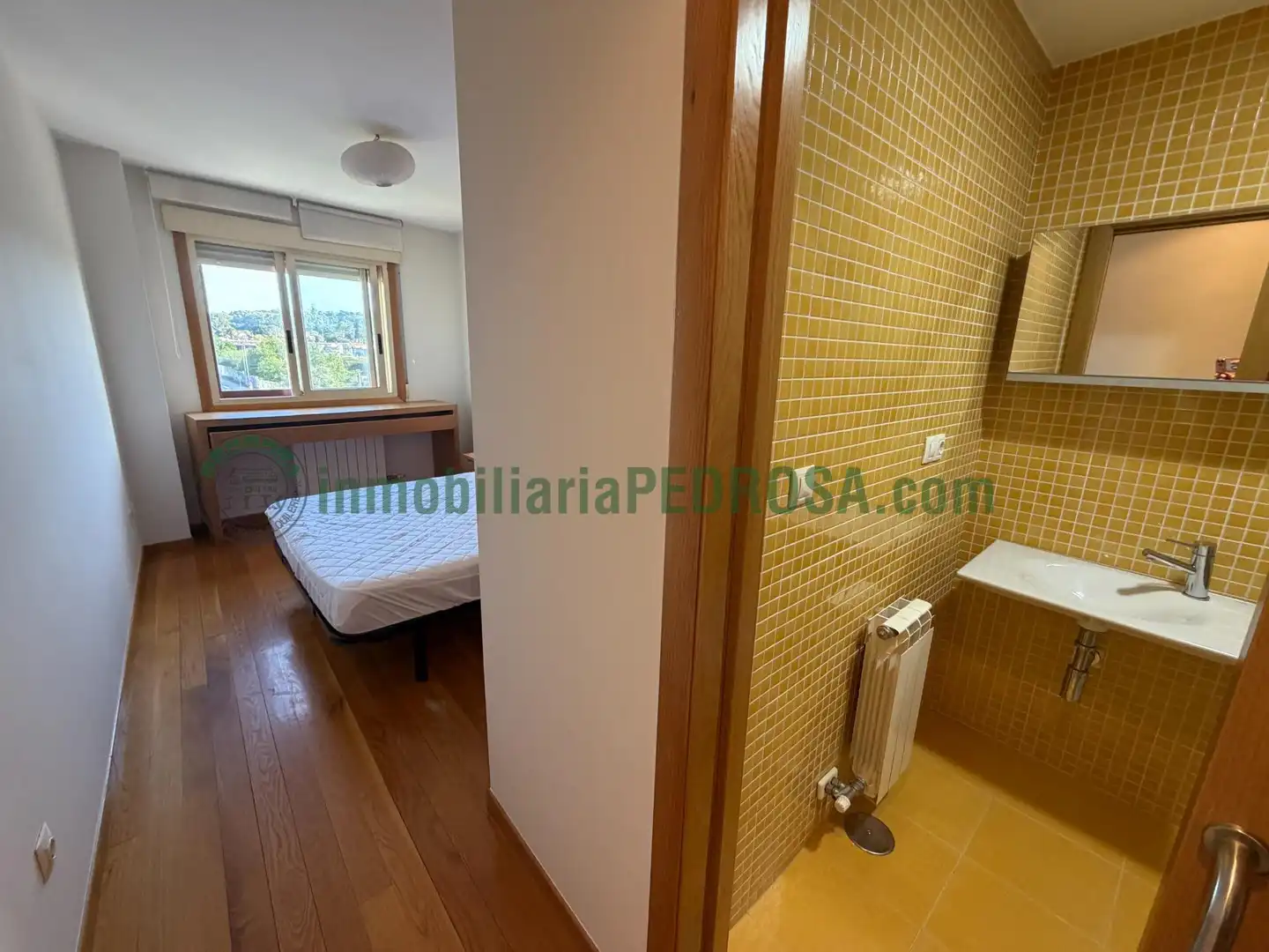 Habitación de Apartamento de alquiler en A Parda